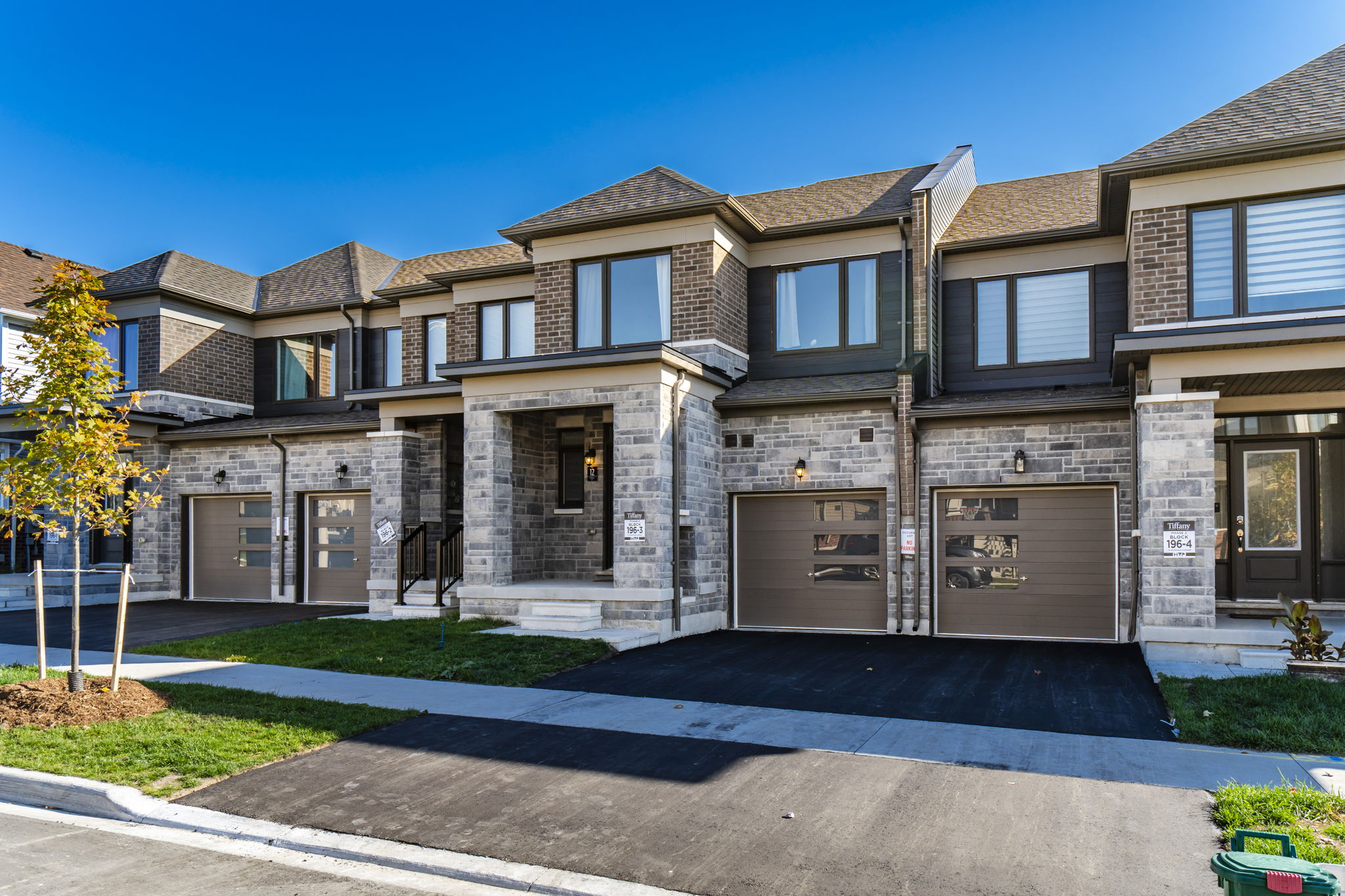 12 Durham Avenue, Barrie, ON