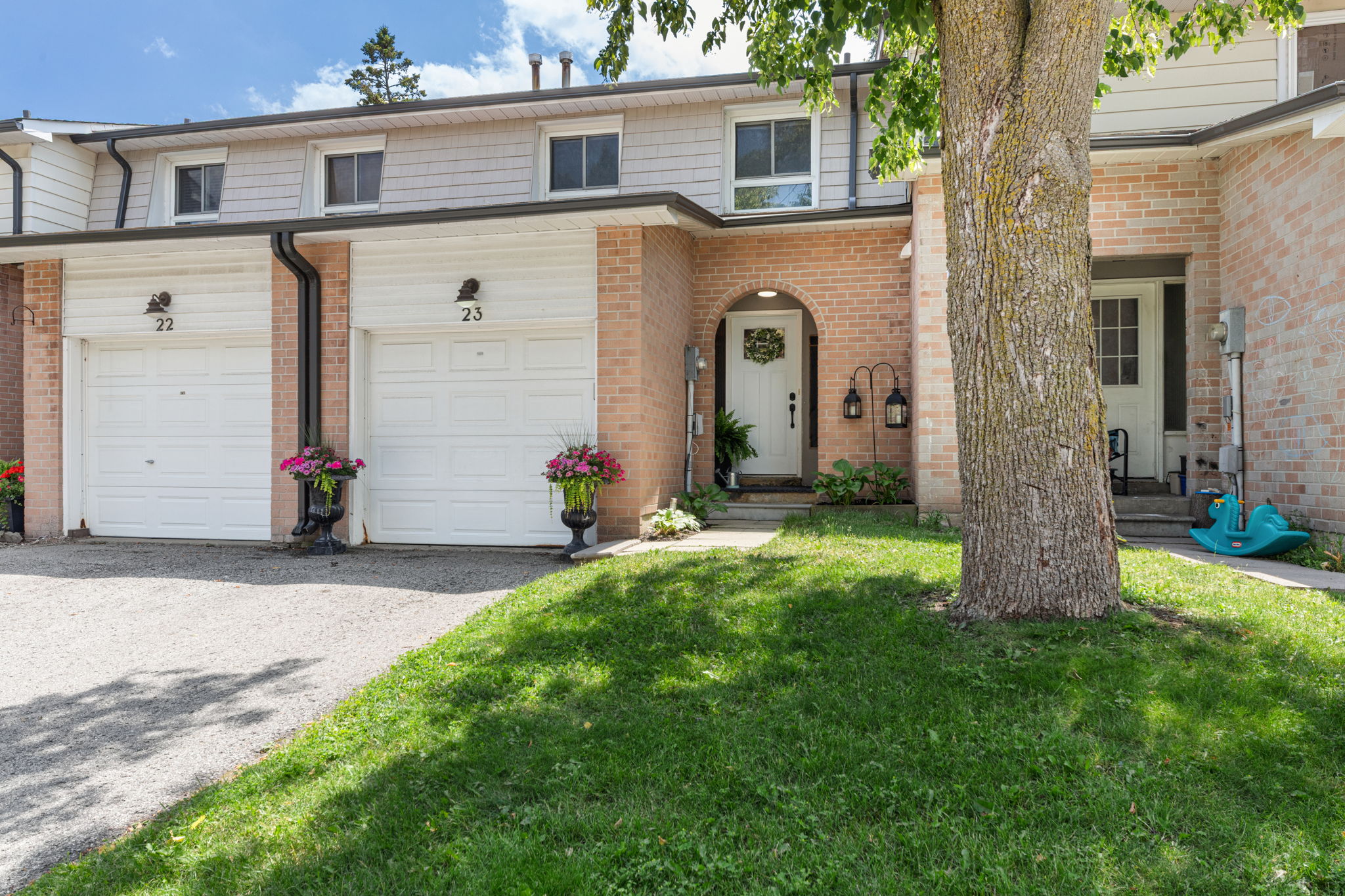 2 Bernick Drive, Unit 23, Barrie, ON